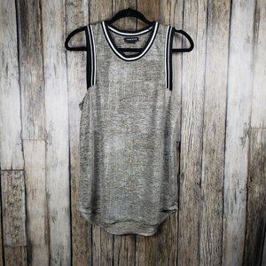 Trouve Rib Trim Sporty Metallic Tank - M